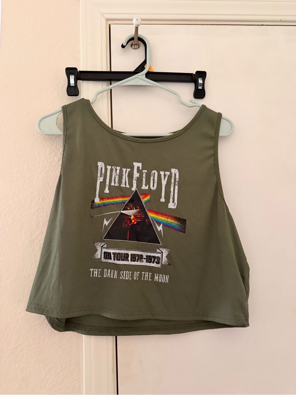 ROMWE Olive Green Pink Floyd Graphic Crop Tank